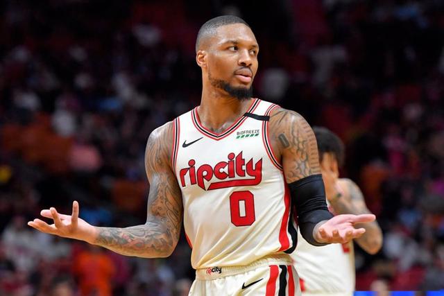 国王险胜公牛豪取7连胜 步行者终结骑士12连胜