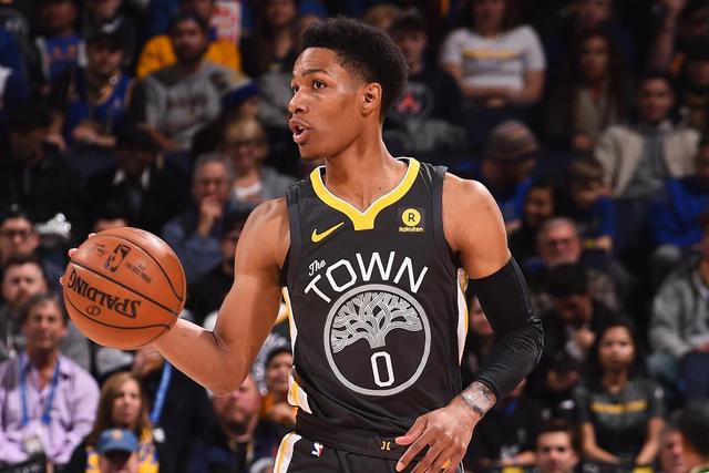 弗格45分辽宁惜败首钢 张宁17分山西胜四川